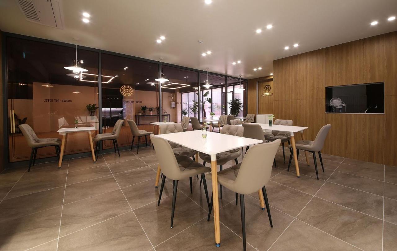 Brown Dot Hotel Sinan Gwangju Metropolitan City Exterior foto