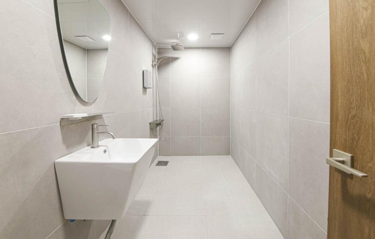 Brown Dot Hotel Sinan Gwangju Metropolitan City Exterior foto