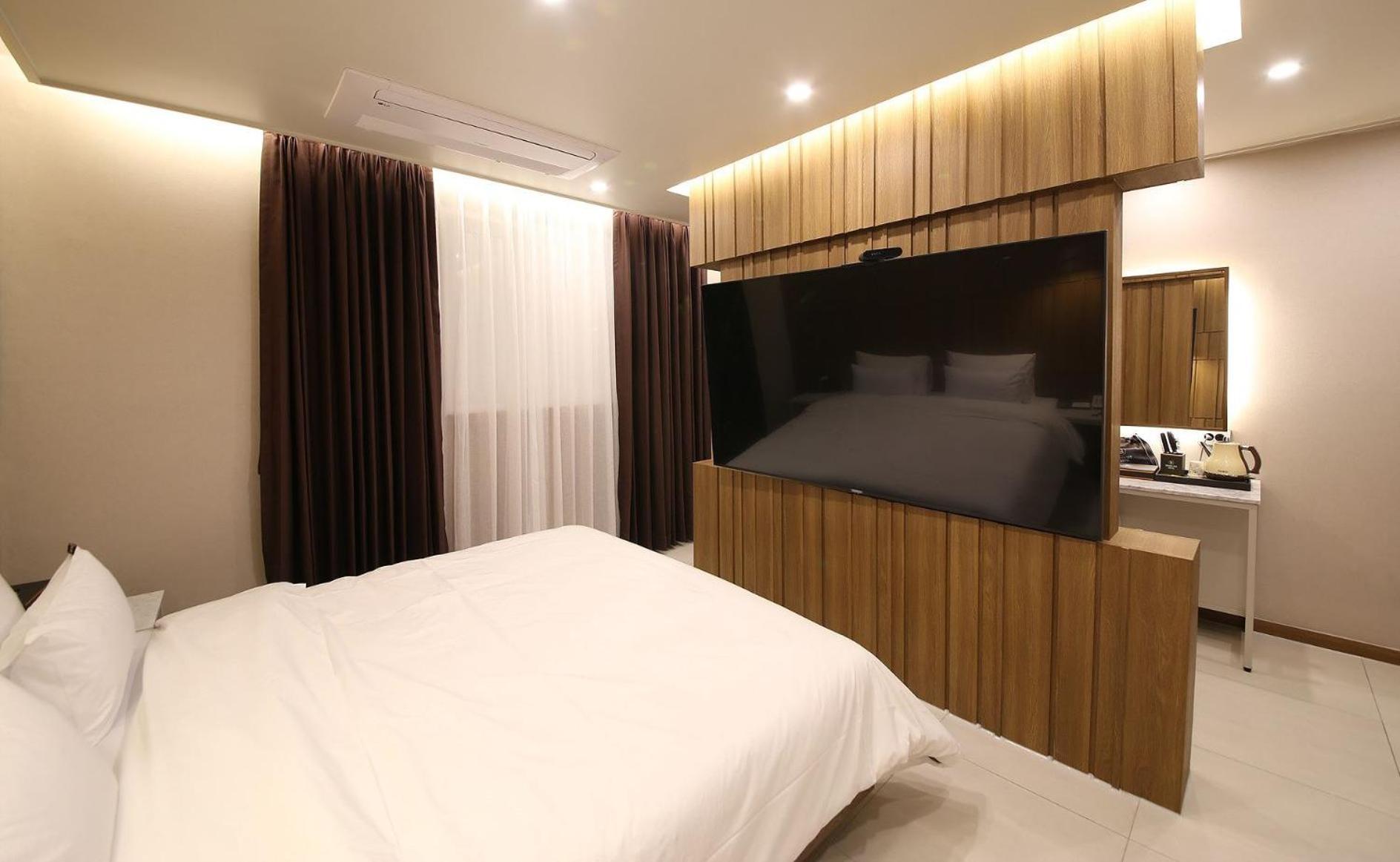 Brown Dot Hotel Sinan Gwangju Metropolitan City Exterior foto
